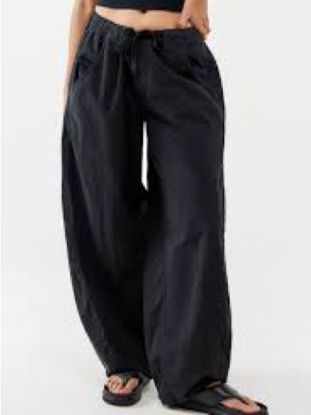NWT BDG Urban Outfitters Carter Cocoon super slouch pants Sz M